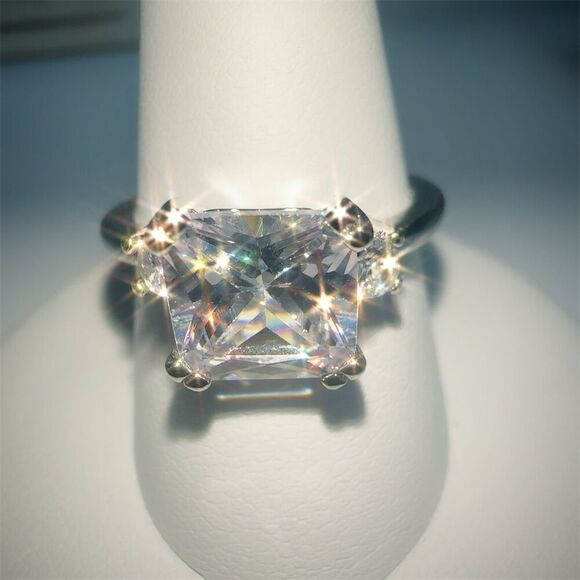 Silver Plated Cubic Zirconia Wedding Ring Size 8 - Picture 4 of 7